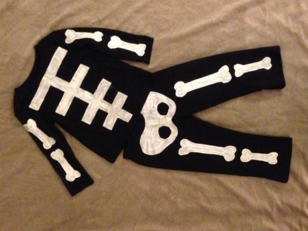 Homemade no-sew toddler skeleton costume 