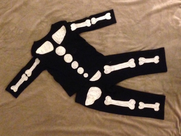 Homemade no-sew toddler skeleton costume 